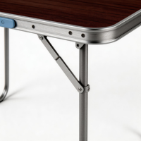 Table pliante de camping en aluminium moderne et portable, personnalisable, avec base tréteau, installation rapide, durable et stable pour les pique-niques