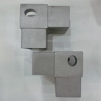 Connecteur d'angle universel réglable en alliage d'aluminium moulé sous pression CNC sur mesure en forme de U pour profil de coffret électrique