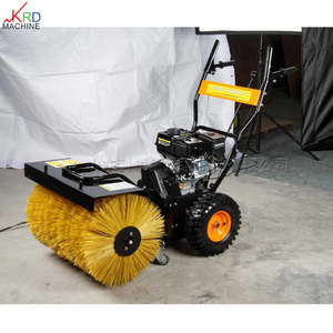 Machine à neige multifonctionnelle de 6,5 chevaux, de type brosse, utilisée pour dégager la neige des routes et des terrains scolaires - Product Image 2