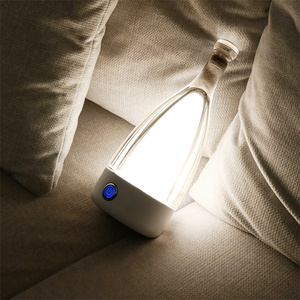 Creative Cordless Ricaricabile <span class=keywords><strong>Lampada</strong></span> da Scrivania Notte in Alluminio Corpo Bottiglia di Vino Inspired <span class=keywords><strong>Lampada</strong></span> da Tavolo per la Decorazione del Bar del Ristorante - Product Image 4
