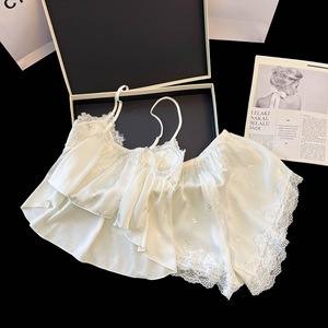<span class=keywords><strong>Pigiama</strong></span> Estivo Sexy da <span class=keywords><strong>Donna</strong></span> in Seta Ghiaccio, Canotta con Spalline e Pantaloncini con Coulisse, Scollo a V Senza Maniche con Fiocco, Morbido e Traspirante, Argento - Product Image 3