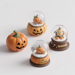 Globo de Agua de Poliresina con Diseño de Hombre de Jengibre. Escena Pintada a Mano en 3D Personalizada, una Vigneta Nevada Agitable de una Historia Navideña Clásica. - Product Image 6