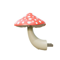 Veilleuse Champignon Rouge Colorful Life pour Chambre d'Enfant, Lampe de Chevet Protégeant les Yeux pour un Sommeil Réparateur