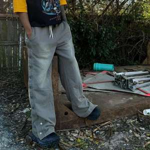 MCP015 Fabricant de pantalons de survêtement baggy en coton éponge vintage personnalisés pour hommes, taille haute, boutons latéraux évasés, jambe large, jogging délavé à l'acide - Product Image 2