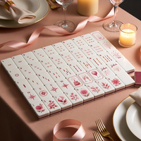 Tuiles de Mahjong Américain Personnalisées – Ensemble Premium de 160 Pièces pour la Maison et les Cadeaux – OEM ODM – 8 Tapis, 1 Support et Poussoir pour Loisirs Familiaux et Événements Sociaux en Intérieur