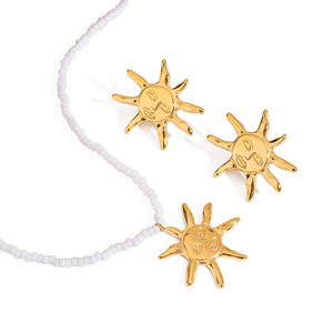 Pendientes colgantes con forma de sol para mujer, joyería de diseño geométrico de acero inoxidable dorado, accesorios de moda - Product Image 1