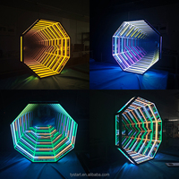 Miroir infini 3D moderne personnalisé à LED avec fonction grossissante en verre trempé pour salle de bain d'hôtel, forme rectangulaire