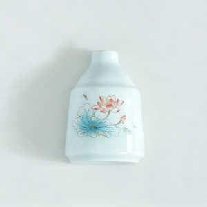 <span class=keywords><strong>Vase</strong></span> en céramique blanc créatif miniature avec aimant, petite décoration <span class=keywords><strong>de</strong></span> réfrigérateur, <span class=keywords><strong>vase</strong></span> à <span class=keywords><strong>fleurs</strong></span> en porcelaine pour la décoration intérieure - Vente en gros - Product Image 6