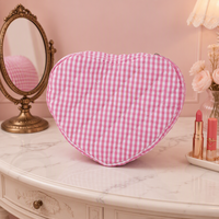Pochette de maquillage en forme de cœur, pochette cosmétique matelassée à carreaux, étui à fermeture éclair rose à carreaux, trousse de toilette de voyage pour femmes
