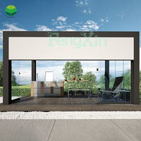 Pergola bioclimatique améliorée, système de toit solaire, perchoir étanche