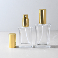 Flacon vaporisateur vide rectangulaire de 50ml 100ml en forme de taille mince flacon de parfum vide transparent pour emballage de parfums vente en gros