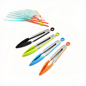 <span class=keywords><strong>Ustensiles</strong></span> <span class=keywords><strong>de</strong></span> <span class=keywords><strong>cuisine</strong></span> en silicone durables <span class=keywords><strong>pour</strong></span> le <span class=keywords><strong>camping</strong></span> en plein air, outils <span class=keywords><strong>de</strong></span> cuisson au four, <span class=keywords><strong>de</strong></span> thé et <span class=keywords><strong>de</strong></span> <span class=keywords><strong>cuisine</strong></span> avec pince <span class=keywords><strong>de</strong></span> barbecue <span class=keywords><strong>pour</strong></span> un barbecue facile - Product Image 2