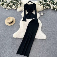 Ensemble robe décontractée d'hiver rose doux, sexy, à col licou, avec boutons perlés, veste courte en maille, ajustée, rayée et respirante