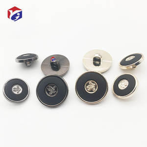 Bán Sỉ Nút Nhựa Cho Nam Mới Nút Thân Kim Loại Bằng Nhựa <span class=keywords><strong>ABS</strong></span> Thời Trang Thường Ngày Nút Áo UV Mặt Bên Màu Vàng Niken - Product Image 3