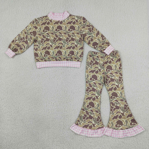 Conjunto de sudadera de manga larga con estampado de camuflaje para niñas, pantalones acampanados con puños con volantes, conjunto para niños pequeños - Product Image 4