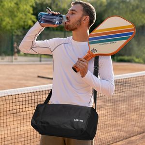 Ensemble de 2 raquettes de pickleball |   4 raquettes approuvées par l'USAPA, surface en fibre de carbone, noyau en nid d'abeille PP de 13 mm, 227 g, 4 balles d'intérieur/extérieur - Product Image 6