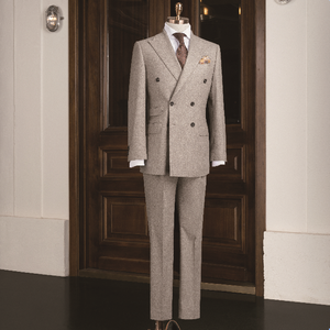 Abito Formale da Uomo Serie Personalizzata di Alta Gamma MTM, Abito Doppiopetto a Sei Bottoni con Tre Tasche, Risvolto Artigianale con Foro - Product Image 5