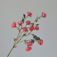 Y-258 Haute Qualité 11 Têtes de Boutons de Rose Artificiels Réalistes en Soie à Effet Printanier pour Décoration de Table de Remise de Diplôme et de Fête à Domicile