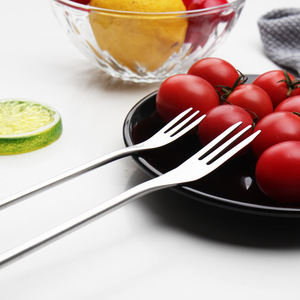 Conjunto de Garfos de Frutas Modernos com Cabo de Madeira PP, Minimalistas, Seis Peças, com Garfos de Queijo e para Hot Pot Estilo Ocidental - Product Image 4