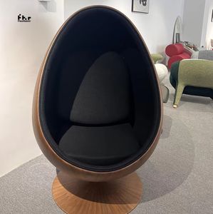 Conjunto de Sillas Modernas de Madera con Forma de Huevo, con Cubierta de Cuero Sintético, Estructura de PVC y Relleno de Algodón - Uso en Múltiples Habitaciones - Product Image 3