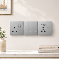 Prise murale intelligente ultra-fine à usage industriel, gris UK, 13A, 4 prises, 18W, avec ports USB Type C à charge rapide