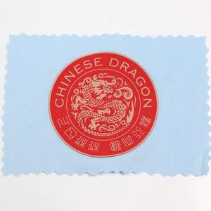 בגדים תווית חום העברת בגדים רך ייצור עבה יוקרה מובלט חולצת טי 3d סיליקון לוגו עבור בגד - Product Image 2