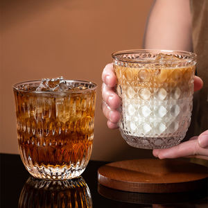 Vente en gros de tasses à café rétro exquises en <span class=keywords><strong>verre</strong></span>, tasse à espresso italienne, mug à latte art, <span class=keywords><strong>verre</strong></span> à boire esthétique en relief - Product Image 4