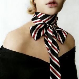 ผ้าพันคอไหมลายเสือดาวลายจุด ผูกโบว์เล็ก ใช้เป็นริบบิ้นผูกผม ผ้าพันคอ ผ้าพันหูหิ้วกระเป๋า หรือใช้ตกแต่งกระเป๋า - Product Image 1