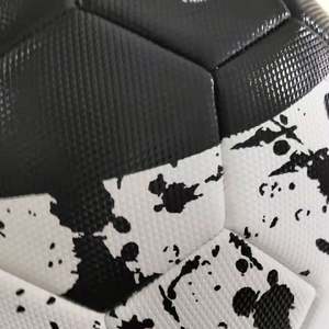 Balón de Fútbol de Entrenamiento Negro Personalizado, Talla 5 - Balón de Fútbol Promocional para Regalos de Equipo y Corporativos - Product Image 6