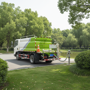 Camion arroseur diesel 4x2, zone de pulvérisation de 16 m, camion-citerne pour la lutte contre la poussière routière et l'entretien paysager - Product Image 2