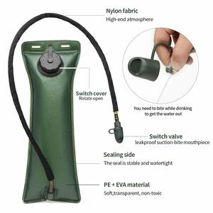 Sac à dos tactique d'hydratation pour homme avec poche à eau, idéal pour la course et le camping en extérieur - Product Image 3
