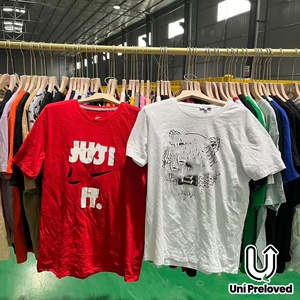 Camisetas <span class=keywords><strong>de</strong></span> Marca <span class=keywords><strong>de</strong></span> Segunda Mano F4 al por Mayor, Ropa Barata a Granel, Manga Corta, Estilo Casual Urbano, Suministro <span class=keywords><strong>de</strong></span> Fábrica China, Muestra en 7 Días - Product Image 6