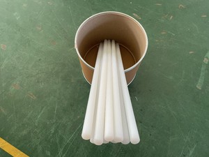 แท่ง PTFE ที่ทนทานสำหรับทนความร้อนและการกัดกร่อนที่เหนือกว่าออกแบบมาสำหรับอุตสาหกรรมและแท่งพลาสติกสำหรับอุปกรณ์อาหาร - Product Image 4