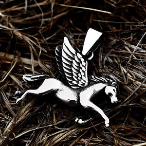 Liontin baja kuda liontin Pegasus baja tahan karat liontin detail sayap kuda terbang untuk pria wanita - Product Image 1