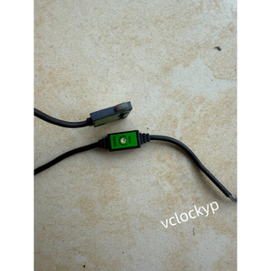 TAKEX / โฟโตอิเล็กทริคเซนเซอร์ UM-R5TV / ใช้ได้ 2 ชิ้นต่อชุด - Product Image 2