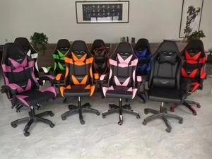 Sedia Girevole in Pelle Regolabile in Altezza con Ruote per Ufficio, Computer, Studio e <span class=keywords><strong>Gaming</strong></span>, Consegna Gratuita - Product Image 5