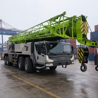 Grue de chantier mobile d'occasion de 100 tonnes ZTC1000V663 en stock, vitesse de 89 km/h, capacité de montée de 49 %, réservoir de carburant de 450 L