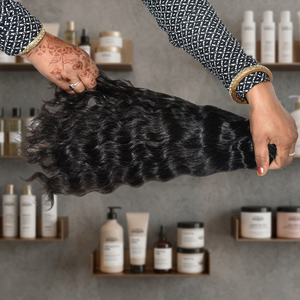 Extensiones de Cabello Humano Virgen Remy Indio Natural Rizado, Doble Trama a Máquina, Cutícula Alineada, Donante Único, Sin Procesar - Product Image 1