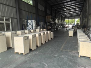 Xishun <span class=keywords><strong>Regulator</strong></span> tegangan AC tiga fase, <span class=keywords><strong>Regulator</strong></span> tegangan otomatis presisi tinggi seri 3-100kVA - Product Image 3