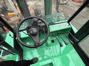 Montacargas Mitsubishi FD150 Usado de 15, 12 y 7 Toneladas con Motor Diésel en Buenas Condiciones para Minería y Movimiento de Tierras - Product Image 6