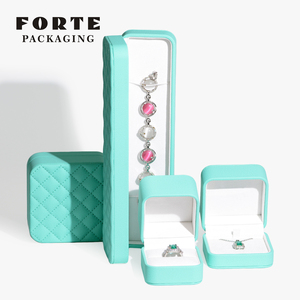 FORTE 2025 Cajas de Embalaje de Lujo Cuadradas para Joyería y Costura, Estuche de Anillo de Cuero PU - Product Image 5