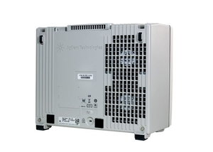 كيسايت (Agilent) MSO9104A إشارة مختلطة راسم الذبذبات: 1 جيجا هرتز ، 4 تناظرية بالإضافة إلى 16 قناة رقمية - Product Image 6