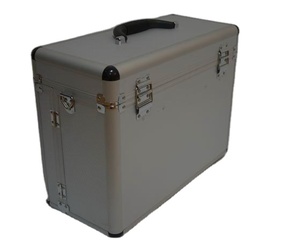 Équipement professionnel <span class=keywords><strong>de</strong></span> coiffure <span class=keywords><strong>de</strong></span> salon en aluminium d'usine <span class=keywords><strong>de</strong></span> KONCAI FAMA - Product Image 3