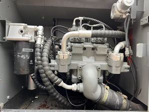 Excavadora usada Hitachi ZX200, excavadora de ruedas sobre orugas de Japón, a la venta, a la venta - Product Image 4