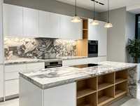 Dalle de marbre Calacatta Viola de luxe à texture naturelle, résistante à l'usure, pour îlot de cuisine et mur de fond de villa