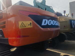 Pelle sur chenilles Doosan 340 d'occasion originale de 34 tonnes Dx340 Machines d'ingénierie Dx340lc Dx340 Dx300 Bonne condition Prix bas - Product Image 3