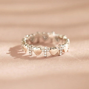 Anello con Cuore e Croce in Micro Pavé di Zirconi per Donne, Gioiello Elegante e Dolce alla Moda - Product Image 4