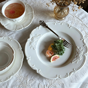 Customized Nordic Flower Eco-friendly Luxury Ceramic Tableware <b>Set</b> Round <b>White</b> Wedding Plate <b>Dinner</b> <b>Sets</b> for Hotel Restaurant - Product Image 4