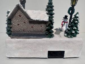 Kerstdorp huis miniatuur geanimeerde wipfiguurtjes LED-verlichting hars ambachtelijke decoratie voor thuis op tafel - Product Image 3