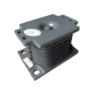 Howo грузовик запасные части резиновая опора AZ9725520278 резиновый кронштейн - Product Image 1